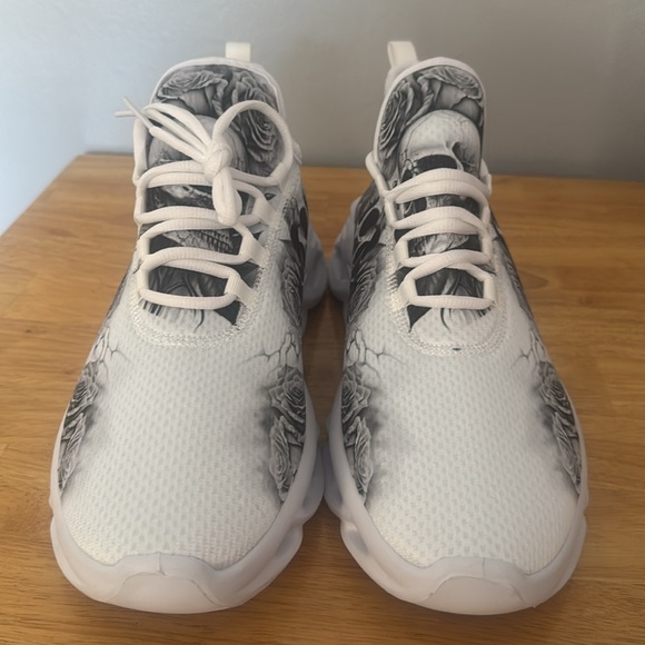 Mens Gothic skull rose light weight fitness workout sneaker size 13 new in bag - Picture 2 of 4